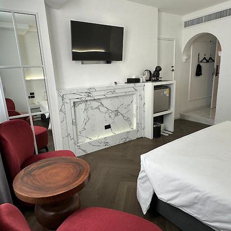 Elizabeth Hotel Бангкок Экстерьер фото