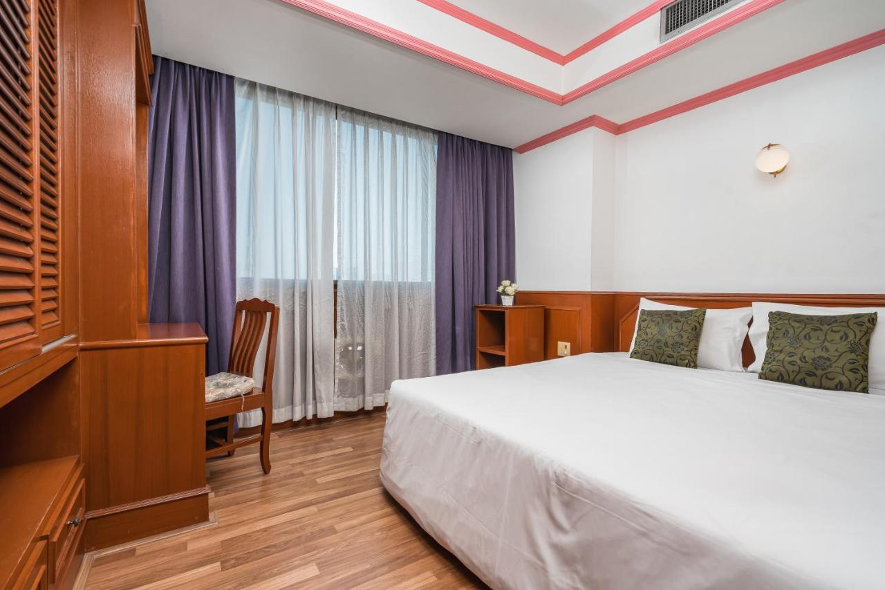 Elizabeth Hotel Бангкок Экстерьер фото