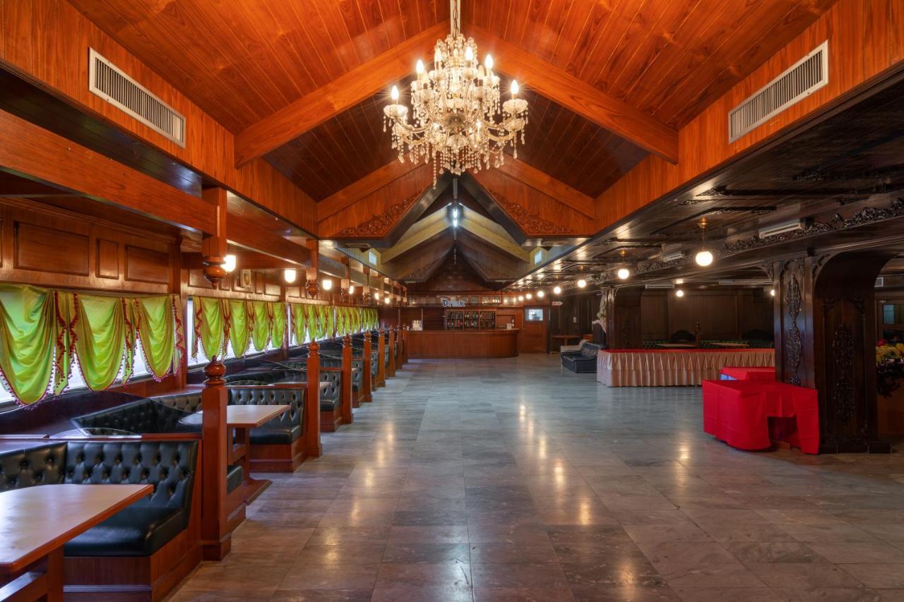 Elizabeth Hotel Бангкок Экстерьер фото