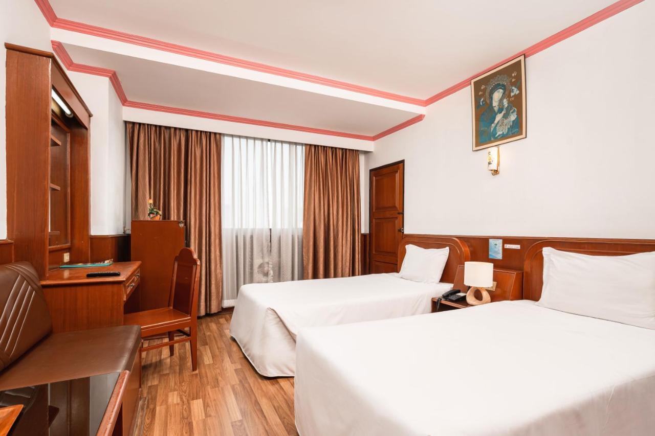 Elizabeth Hotel Бангкок Экстерьер фото
