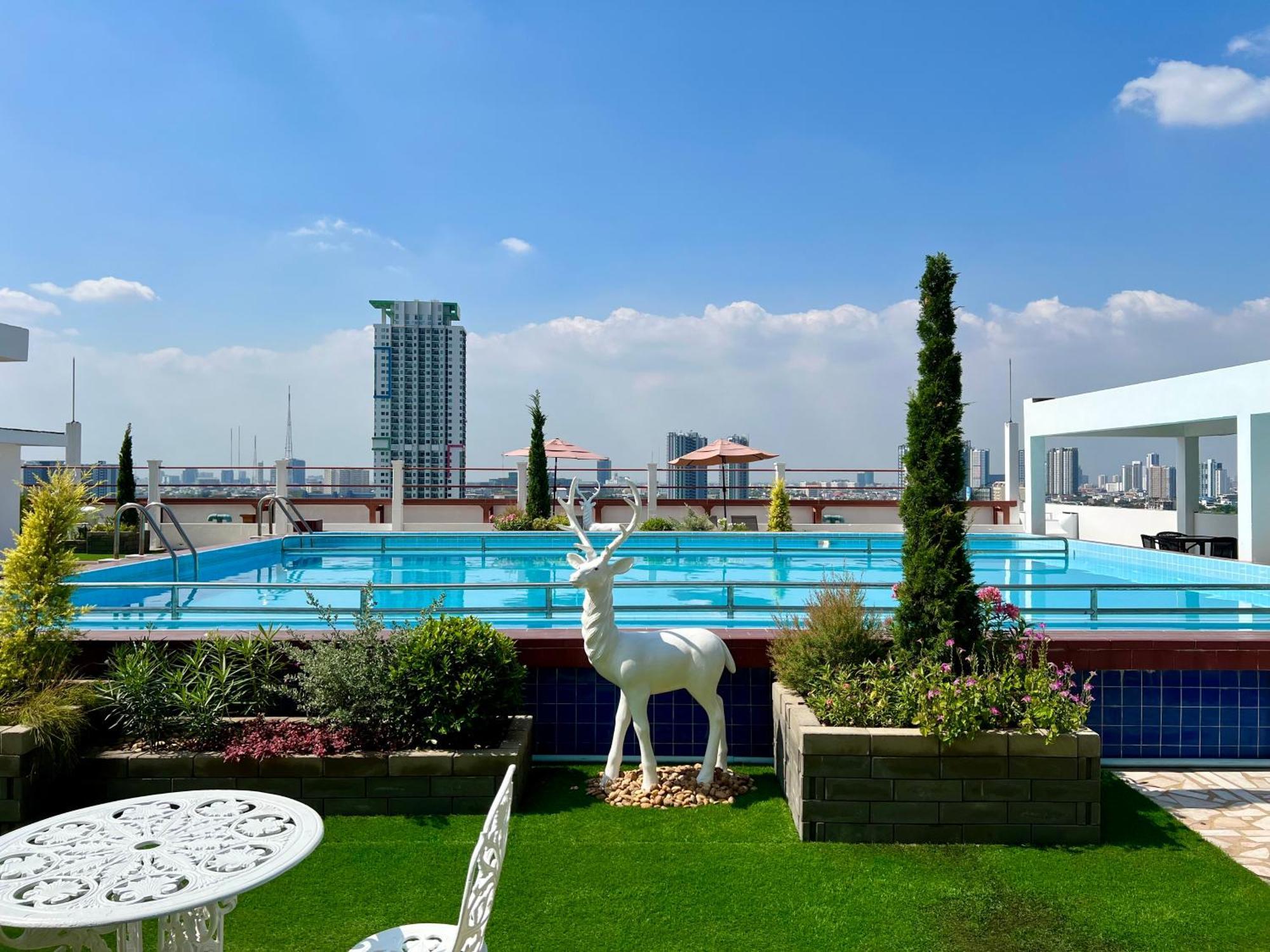 Elizabeth Hotel Бангкок Экстерьер фото
