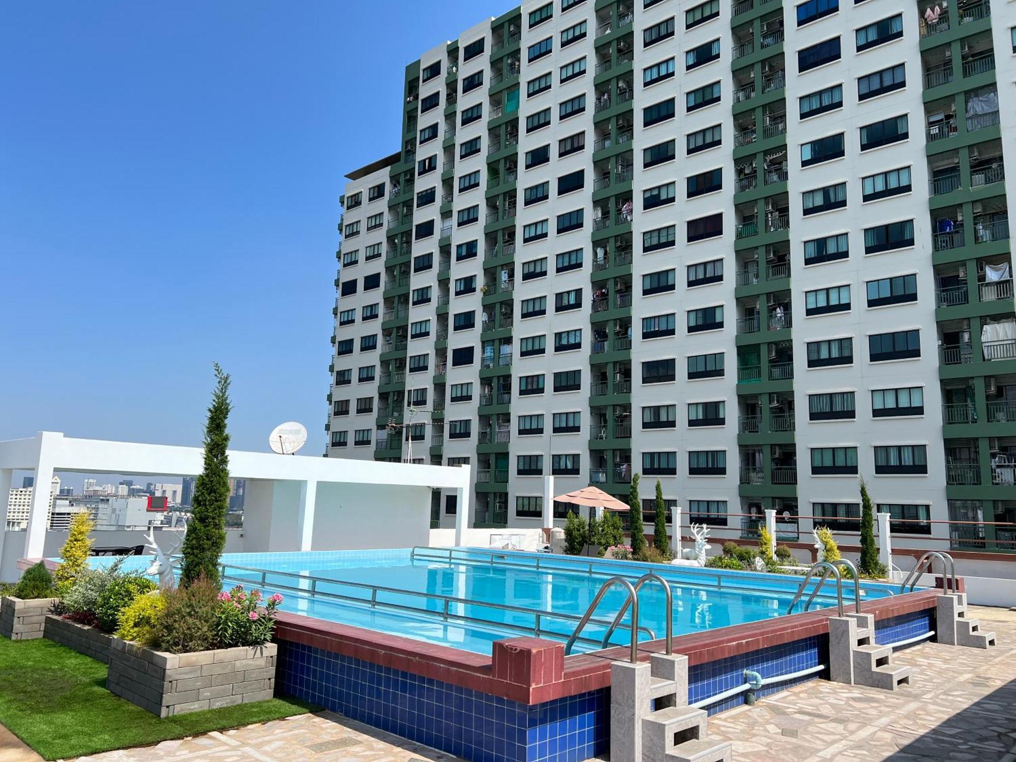 Elizabeth Hotel Бангкок Экстерьер фото