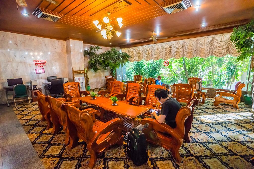 Elizabeth Hotel Бангкок Экстерьер фото